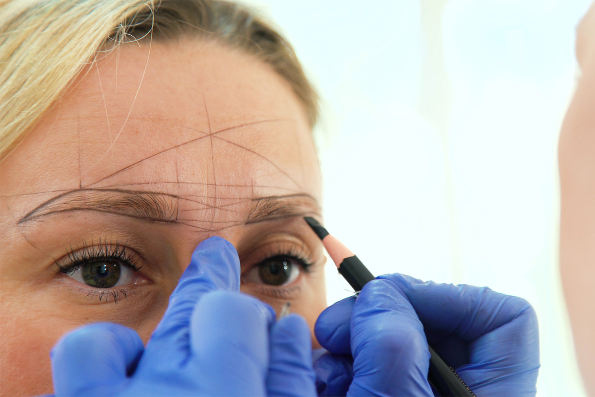 Eyebrows Brow Shaping and Tint